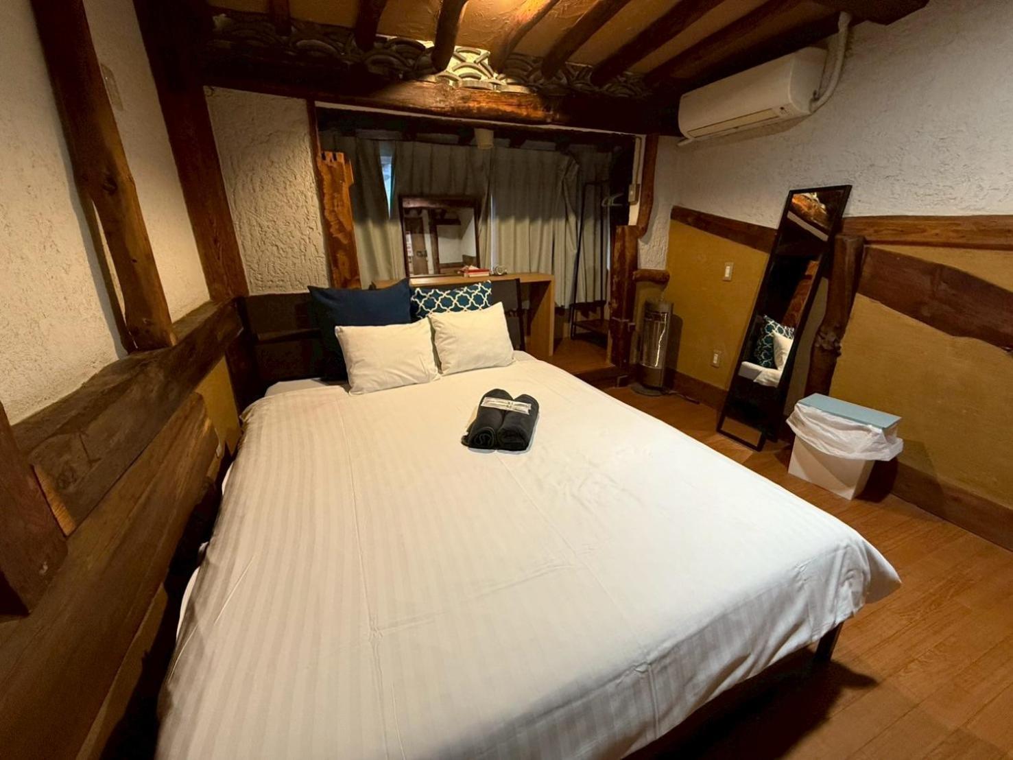 旅馆 House